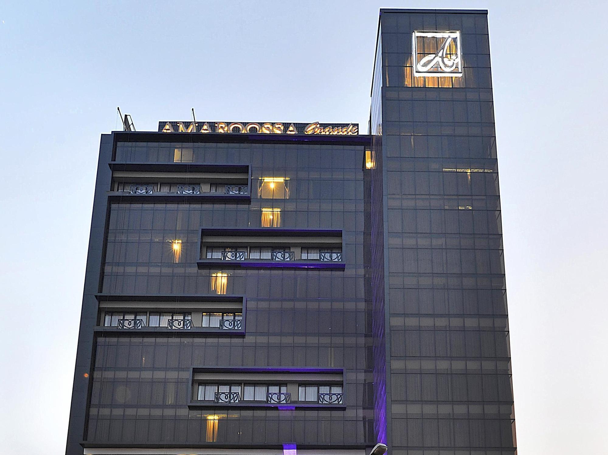Amaroossa Grande Hotel Bekasi Exterior photo