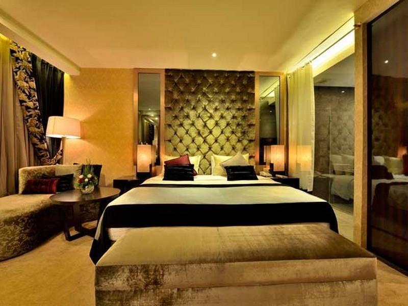 Amaroossa Grande Hotel Bekasi Exterior photo